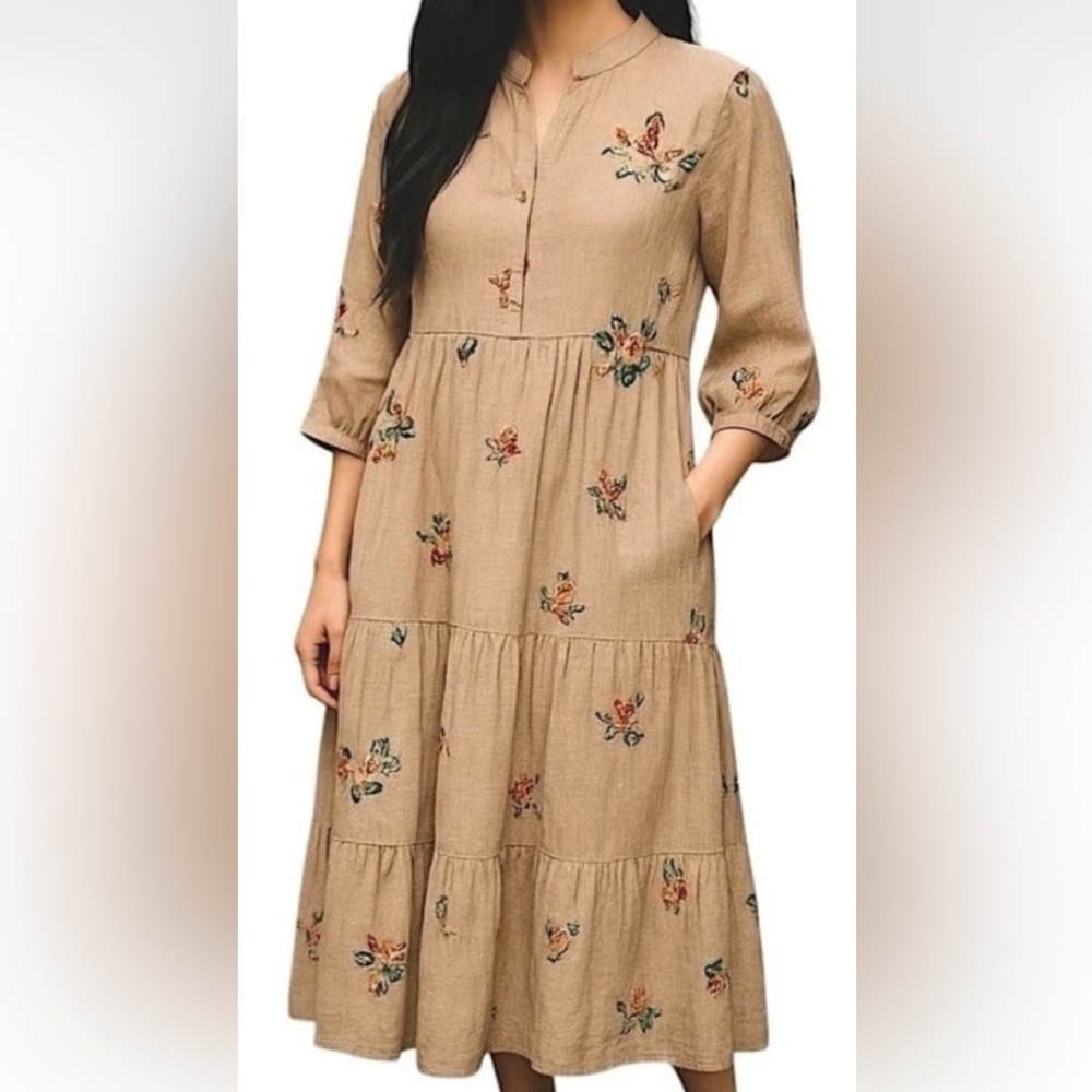 Fig + Flower Floral Embroidered Bohemian Tiered Midi Dress.‎ Size Medium. NWT.